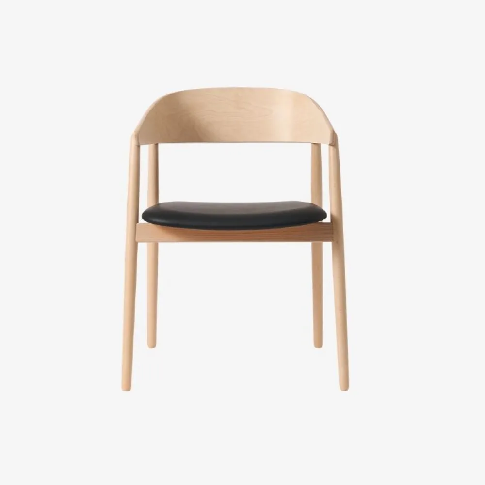 Andersen Furniture Stue|Stole>AC2 Stol Hvidpigmenteret Mat Lakeret Bøg Sort Læder
