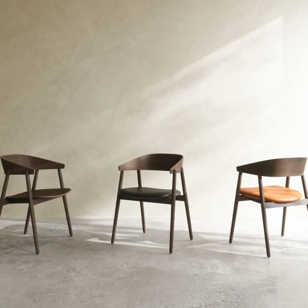 Andersen Furniture Stue|Stole>AC2 Stol Røget Mat Lakeret Bøg Sort Læder