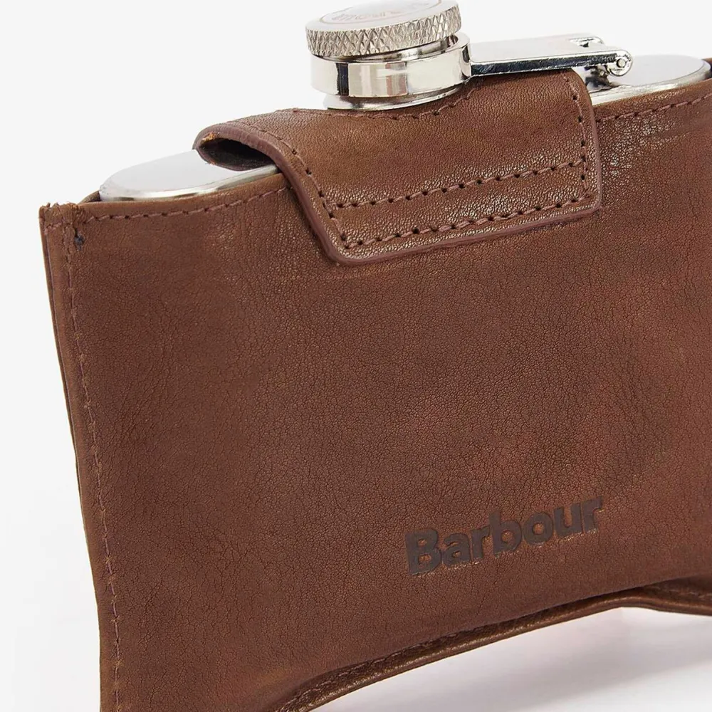 Dame Barbour Accessories|Accessories>4OZ Hinged Hip Flask Classic Brown