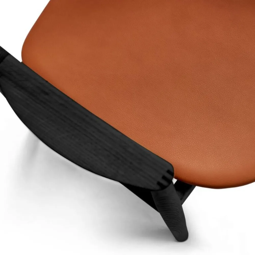 Bent Hansen Stole|Stue>Asger Spisebordsstol Sortlakeret Eg Cognac Zenso 2 Læder