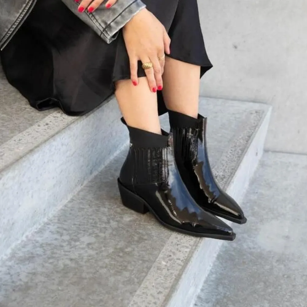 Dame Copenhagen Shoes Sko>The Walking Boot Black Patent