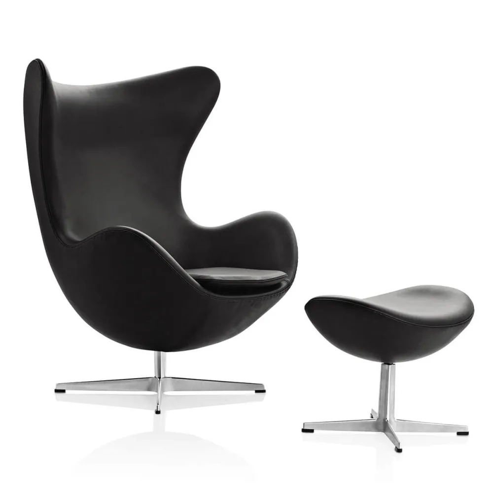 Fritz Hansen Stole|Stue>3316 Ægget Sort Essential Læder Inkl. Fodskammel