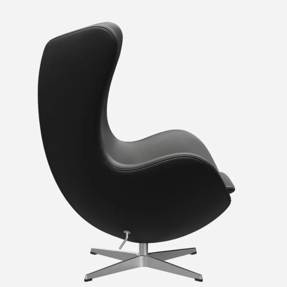 Fritz Hansen Stole|Stue>3316 Ægget Sort Essential Læder Inkl. Fodskammel