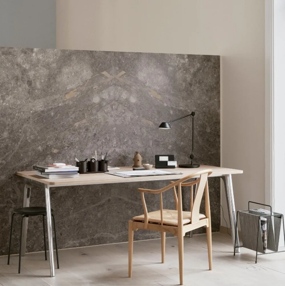 Fritz Hansen Stole>4283 Kinastolen Kirsebær