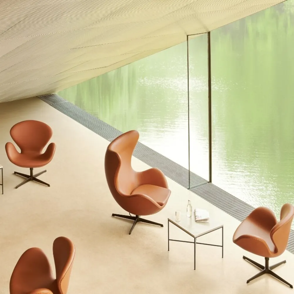 Fritz Hansen Stue|Stole>3320 Svanen Grace Læder