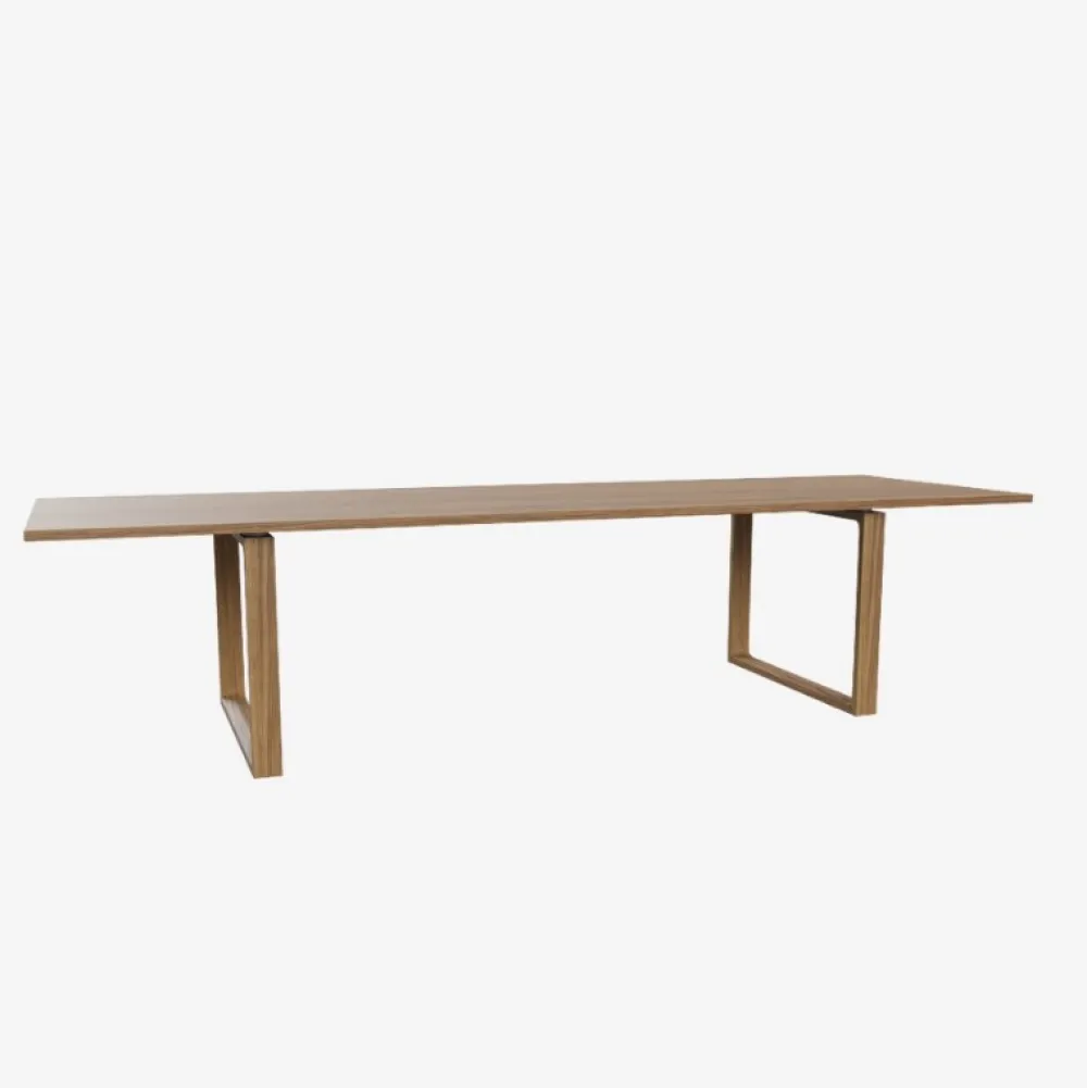 Fritz Hansen Stue|Borde>CM31 Essay Spisebord
