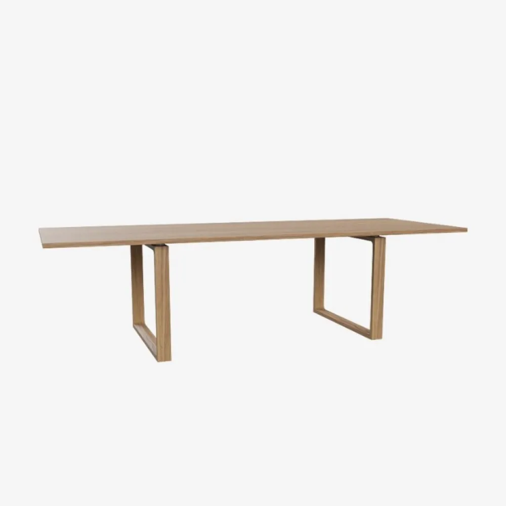 Fritz Hansen Stue|Borde>CM27 Essay Spisebord