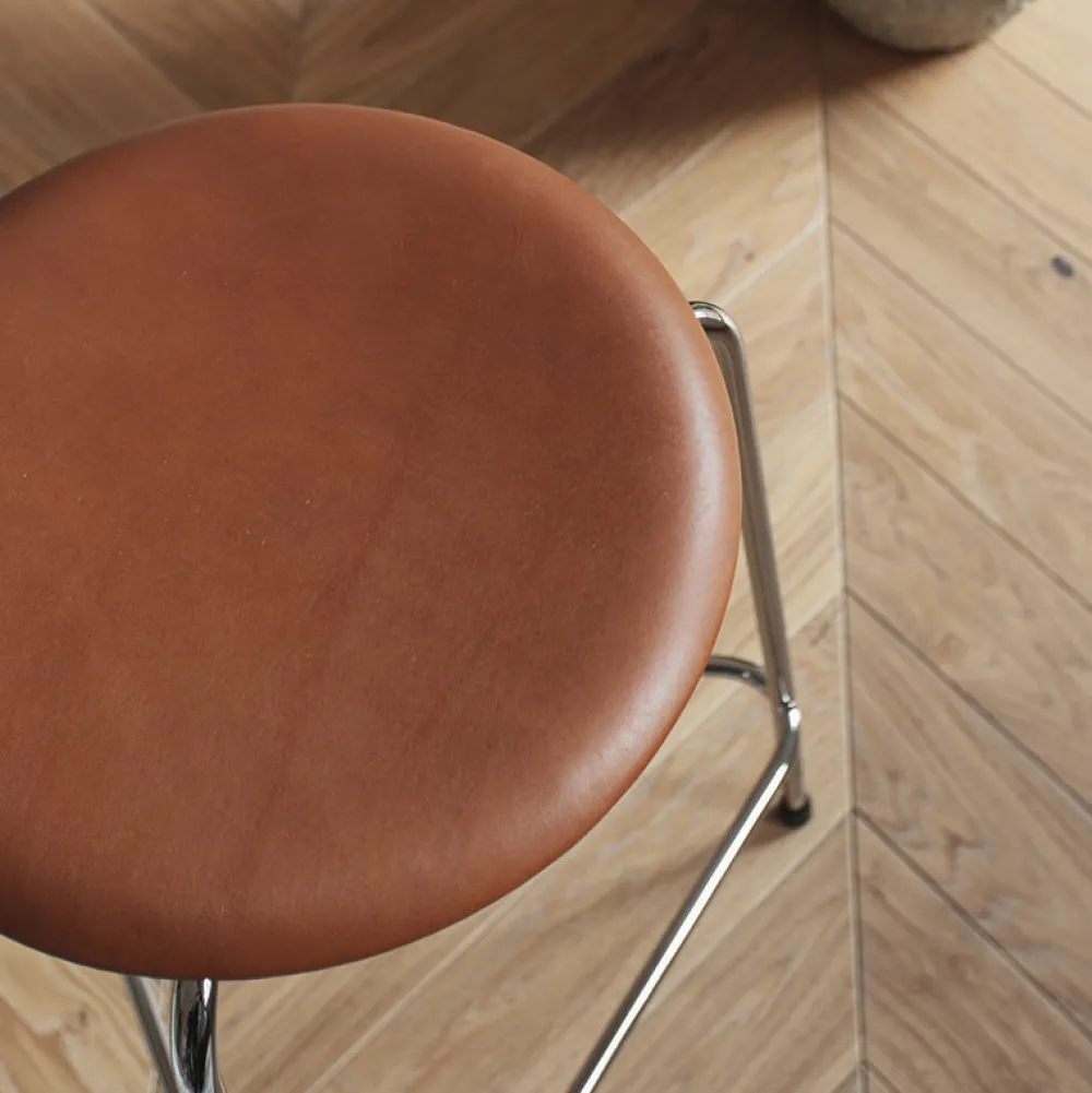 Fritz Hansen Køkken|Stole>M3170 High Dot Wild Leather Walnut