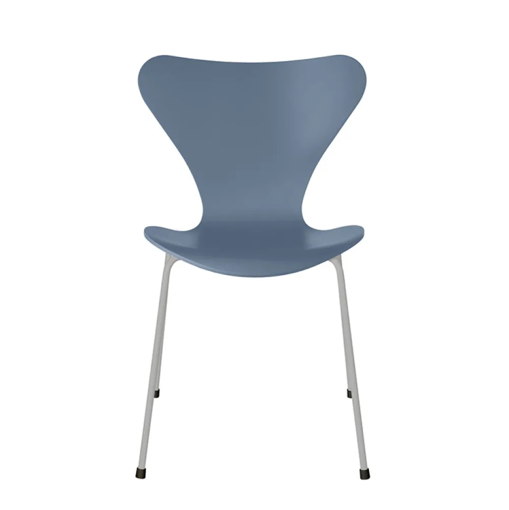 Fritz Hansen Køkken|Stole>Serie 7™ 3107 Lakeret