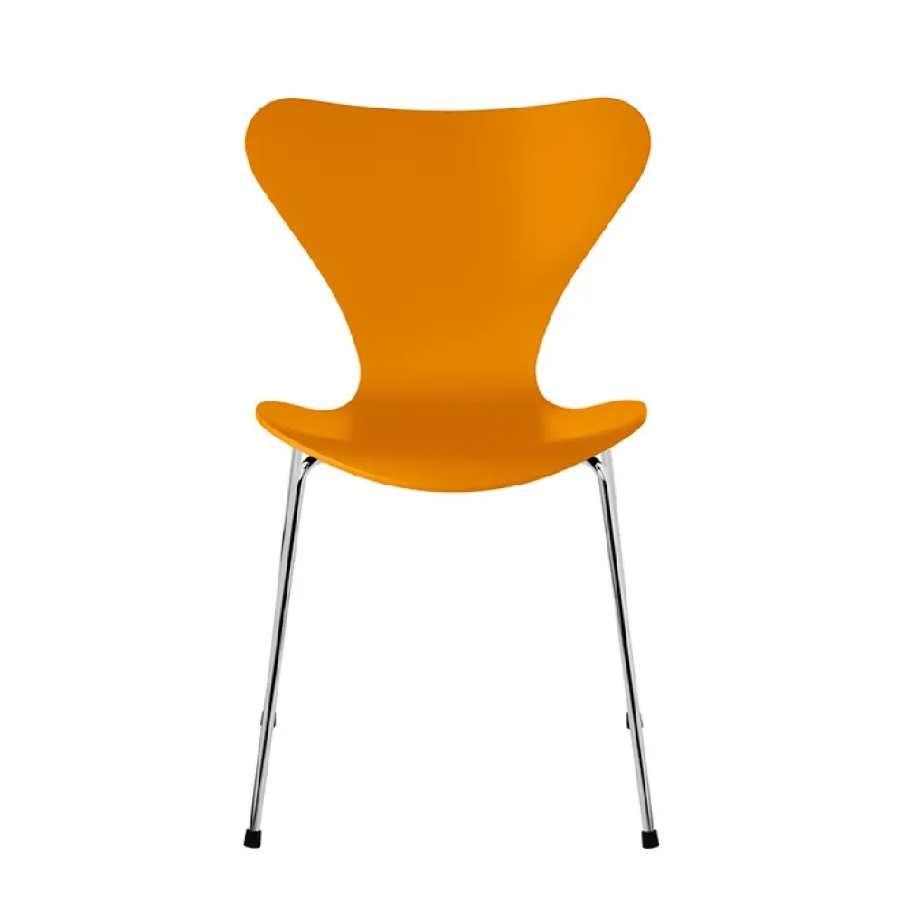 Fritz Hansen Køkken|Stole>Serie 7™ 3107 Lakeret
