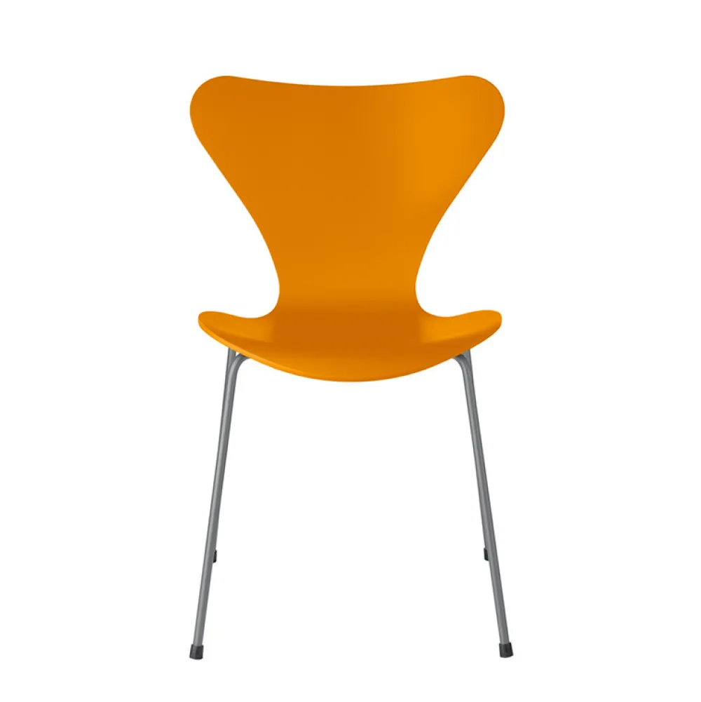 Fritz Hansen Køkken|Stole>Serie 7™ 3107 Lakeret