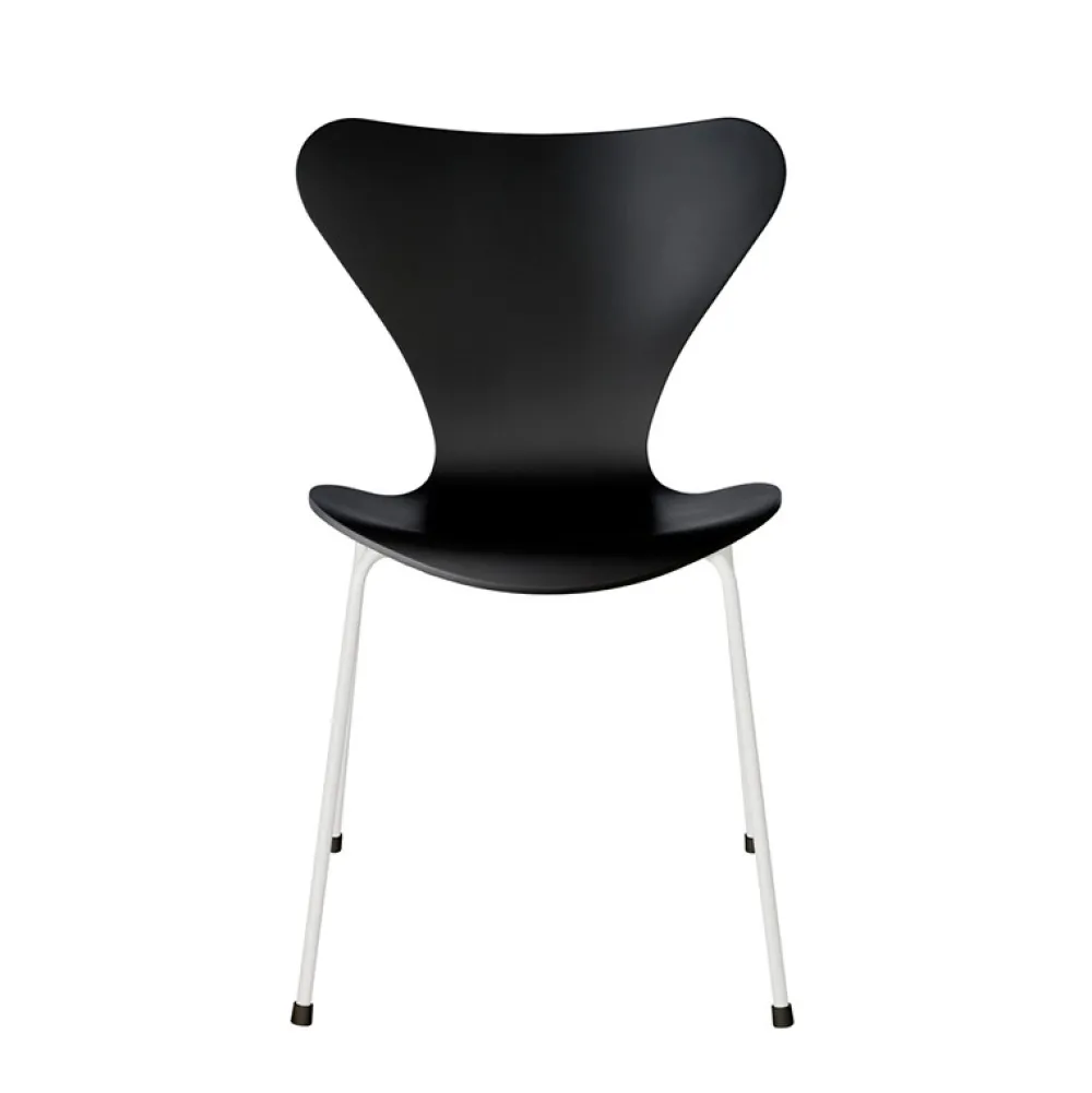 Fritz Hansen Køkken|Stole>Serie 7™ 3107 Lakeret