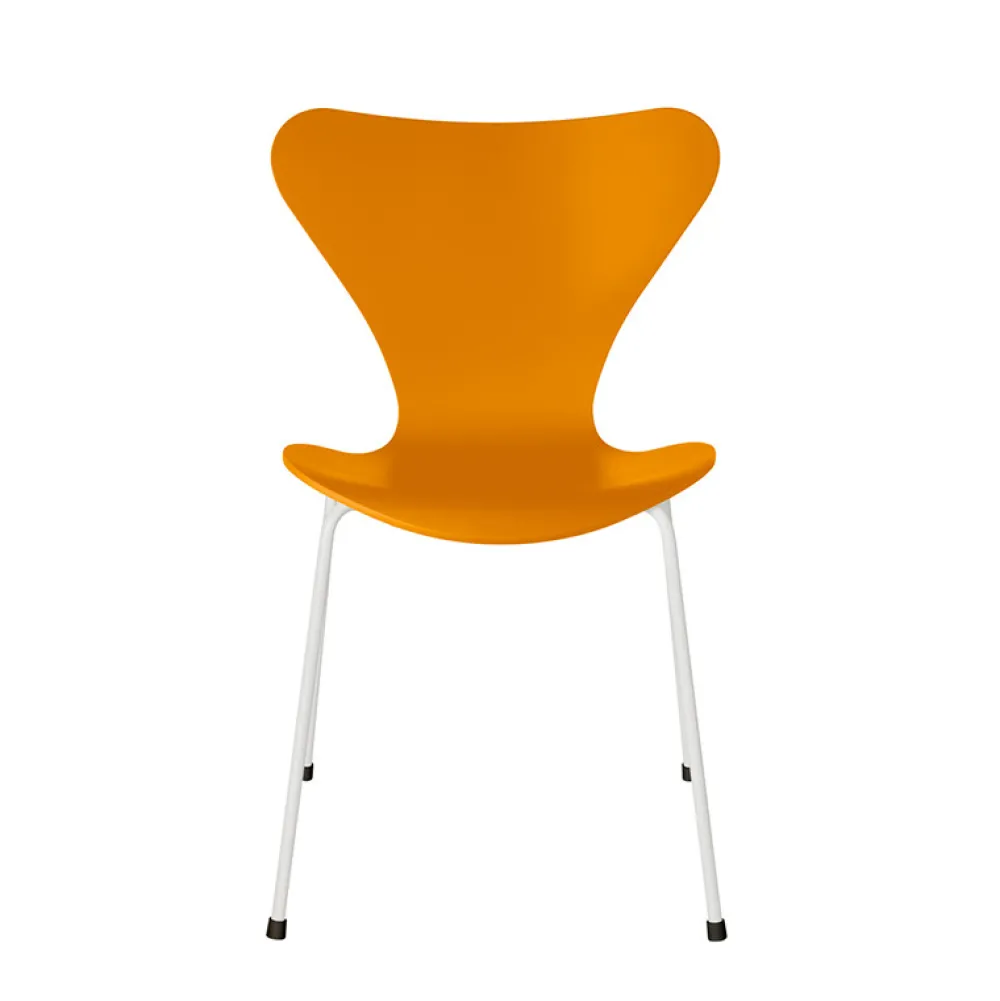 Fritz Hansen Køkken|Stole>Serie 7™ 3107 Lakeret