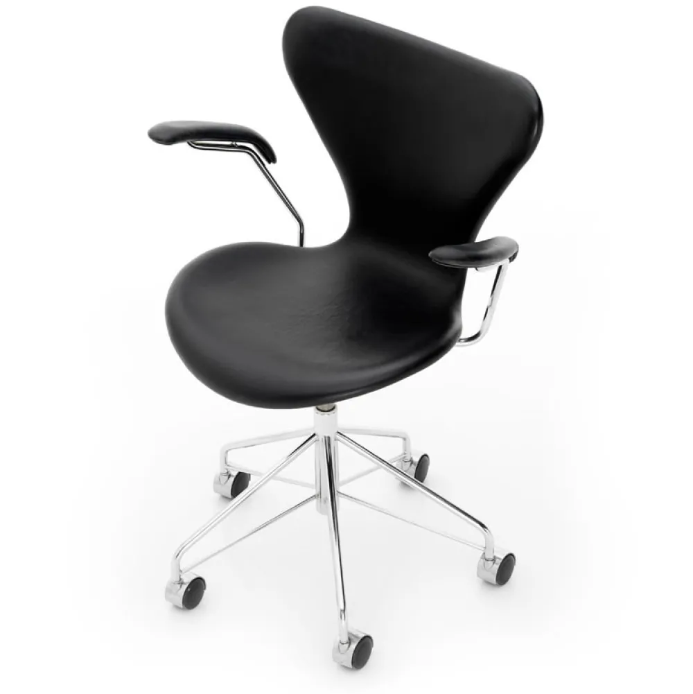 Fritz Hansen Kontor|Stole>Serie 7 Drejearmstol Fuldpolstret Læder