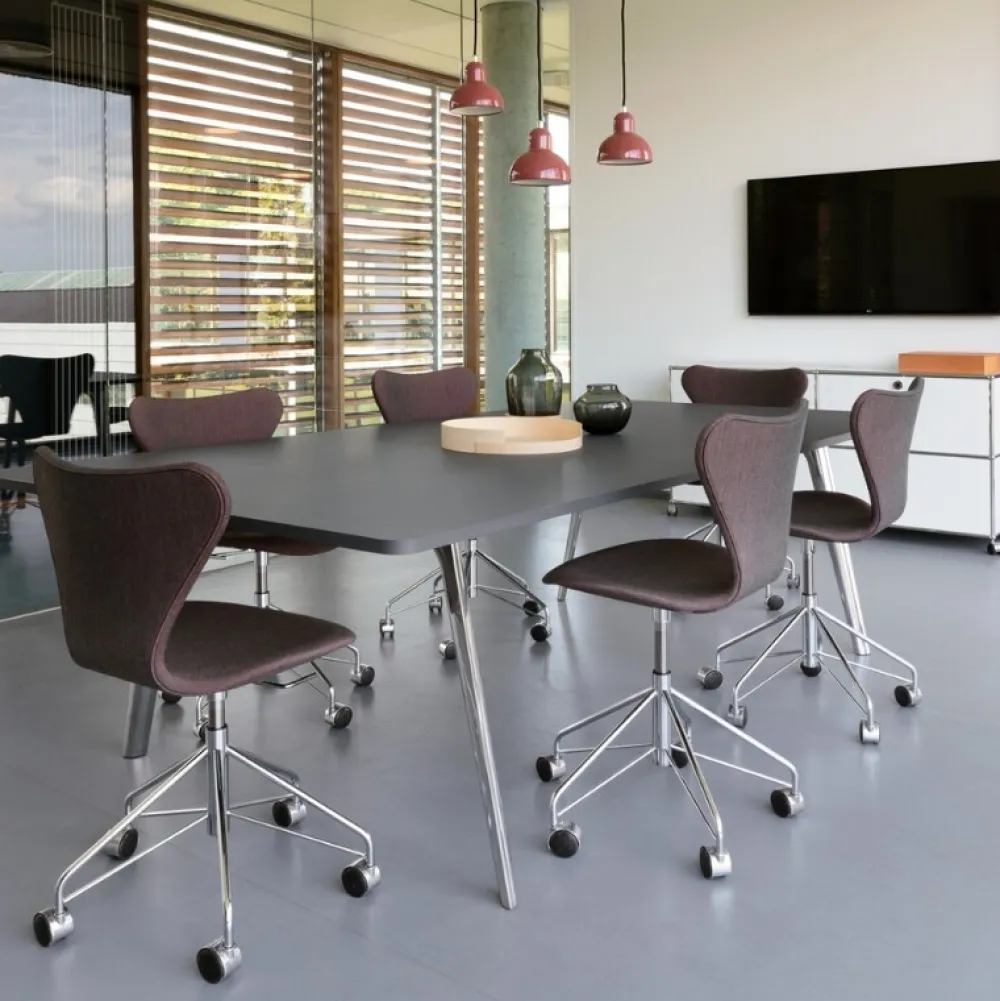 Fritz Hansen Kontor|Stole>Serie 7 Drejestol Fuldpolstret Stof