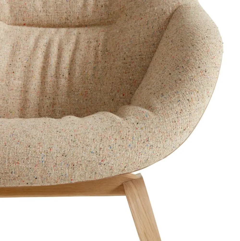 Hay Stole|Stue>AAL 83 Soft Duo Loungestol Bolgheri LGG60 & Sense Nougat