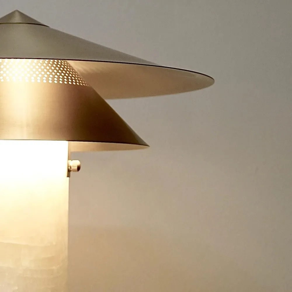 Hein Studio Bordlamper>Meconopsis Onyx Table Lamp
