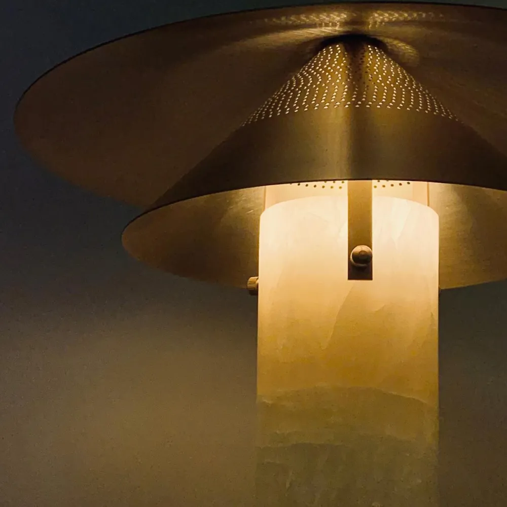 Hein Studio Bordlamper>Meconopsis Onyx Table Lamp