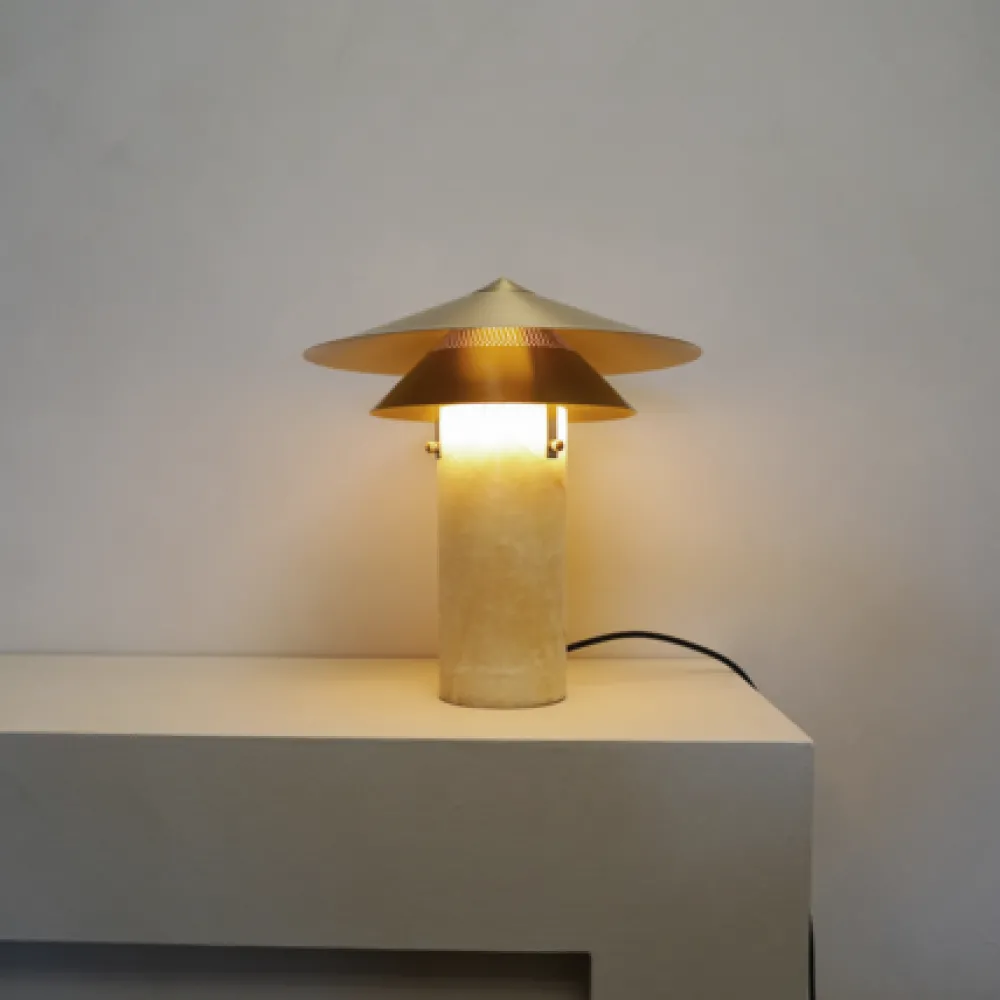 Hein Studio Bordlamper>Meconopsis Onyx Table Lamp