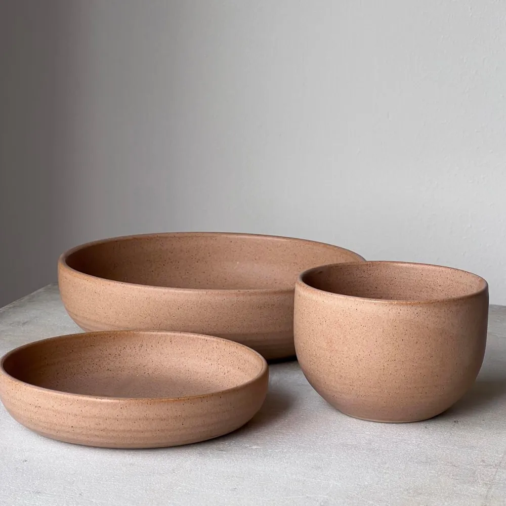 Julie Damhus Studio Køkken|Keramik & Porcelæn>Oktober Skål Stor Latte