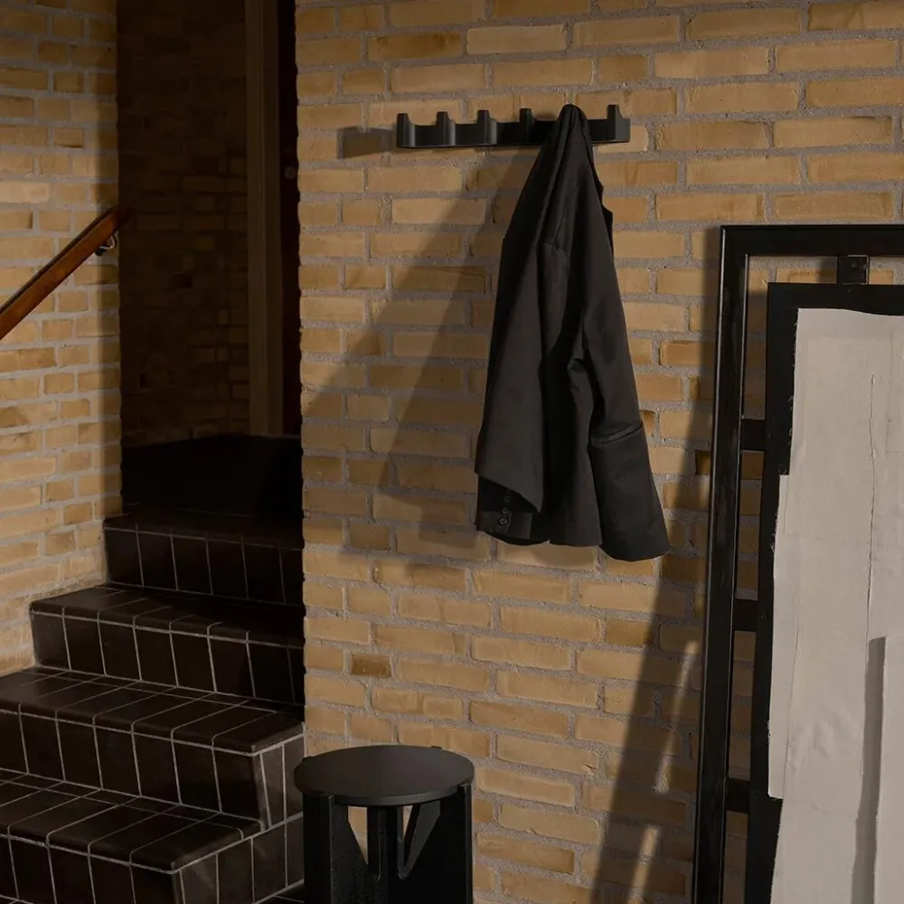 Kristina Dam Studio Knager & Greb|Entré>Column Coat Rack Long Black Lacquered Oak