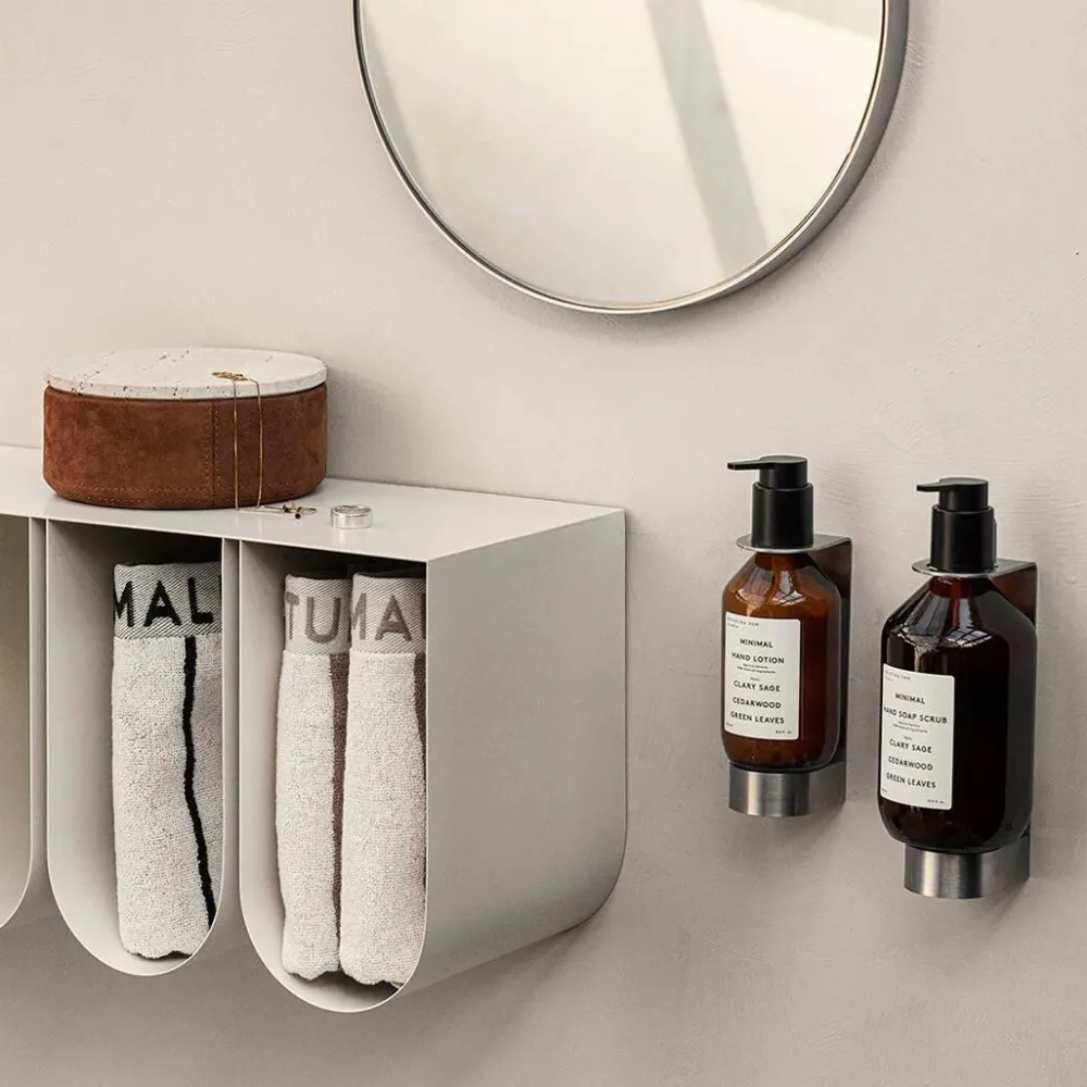 Kristina Dam Studio Køkken|Badeværelse>Dowel Bottle Display Lotion Holder