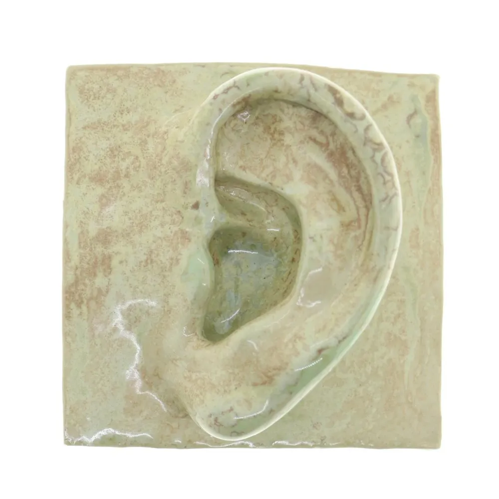 Laoru Laoru Keramik & Porcelæn>Left Ear Relief Crystal Green