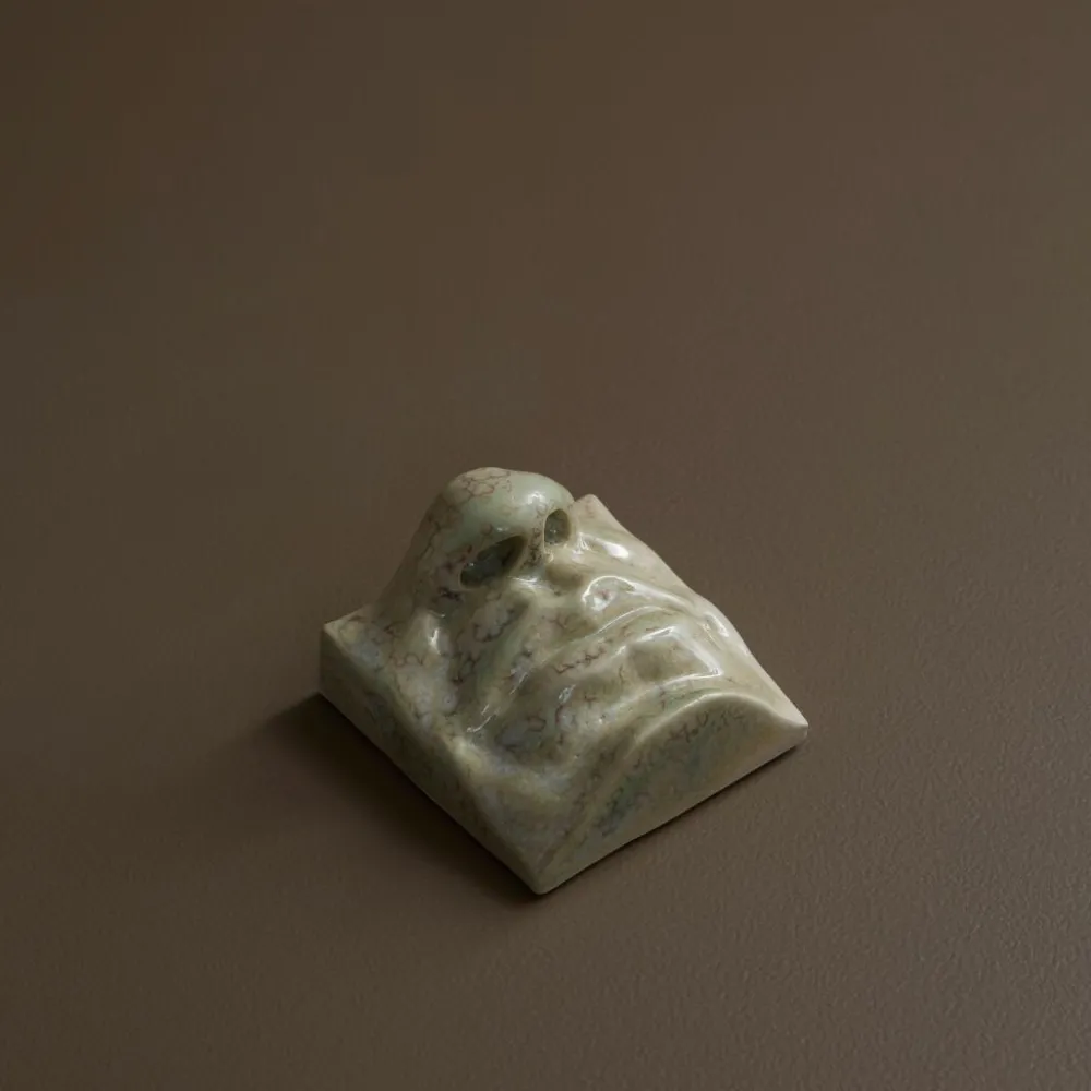 Laoru Laoru Keramik & Porcelæn>Mouth II Relief Crystal Green