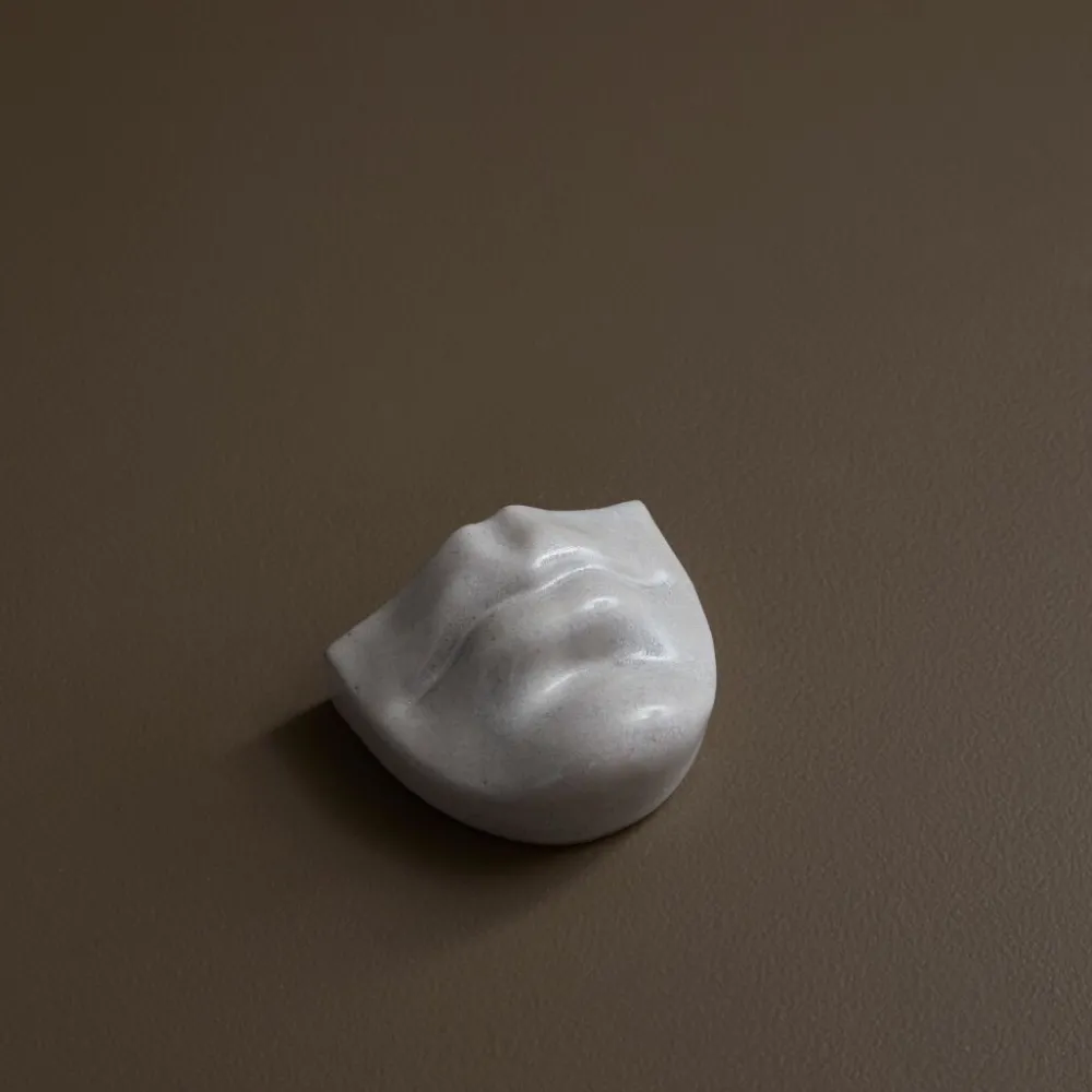 Laoru Laoru Keramik & Porcelæn>Small Mouth I Relief Antique White