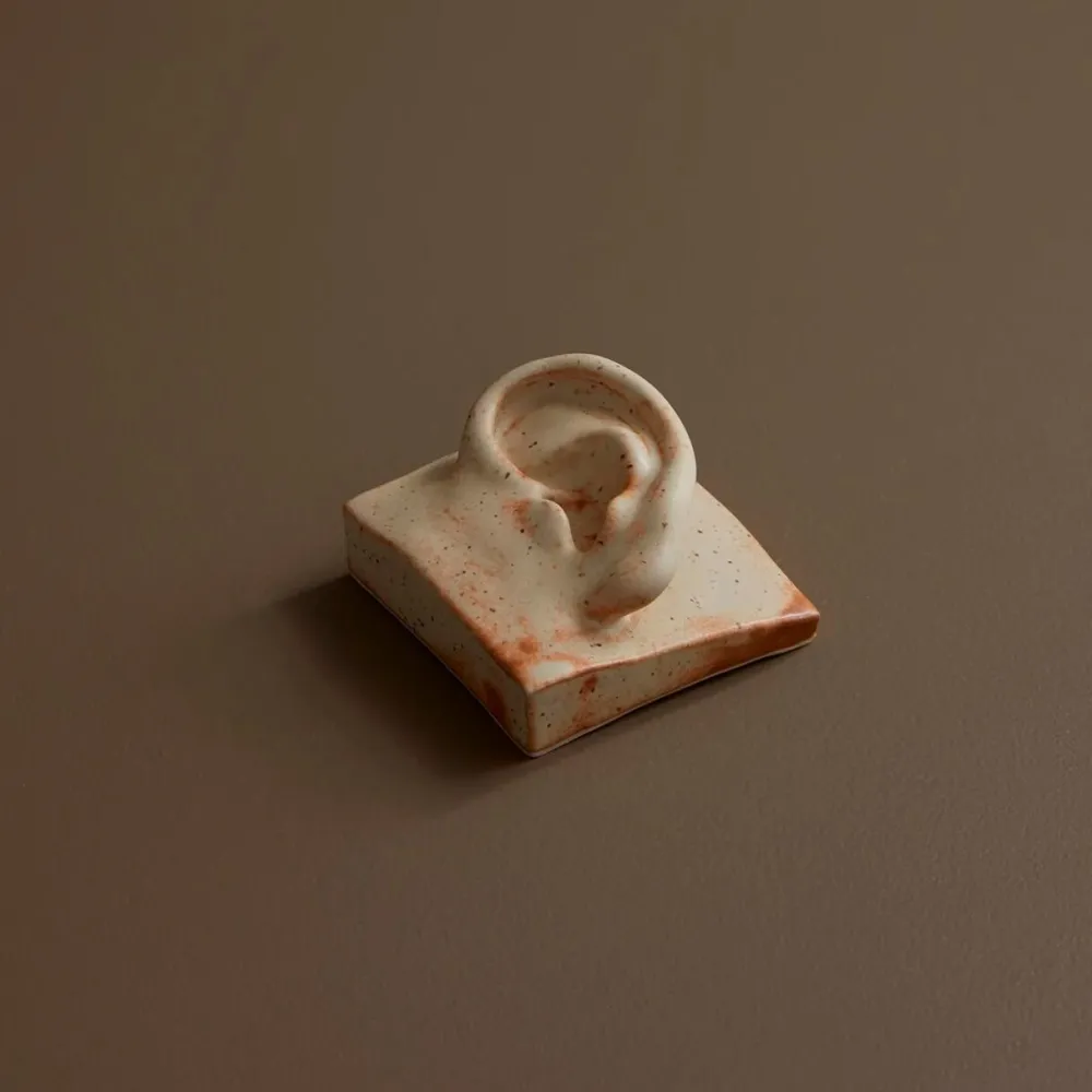 Laoru Laoru Andet Boligtilbehør|Keramik & Porcelæn>Square Ear Left Relief Warm Sand