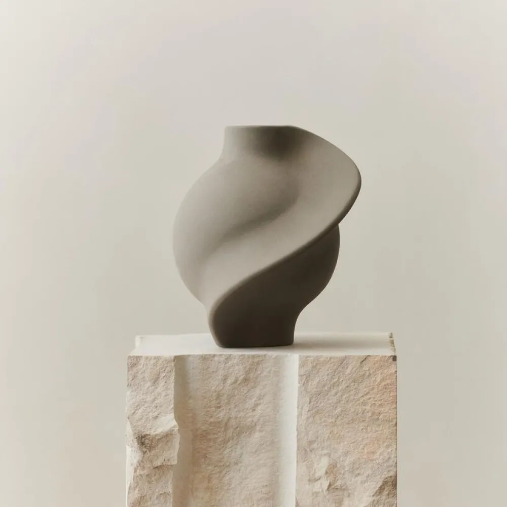 Louise Roe Andet Boligtilbehør|Vaser>Pirout Vase 01 Sanded Grey