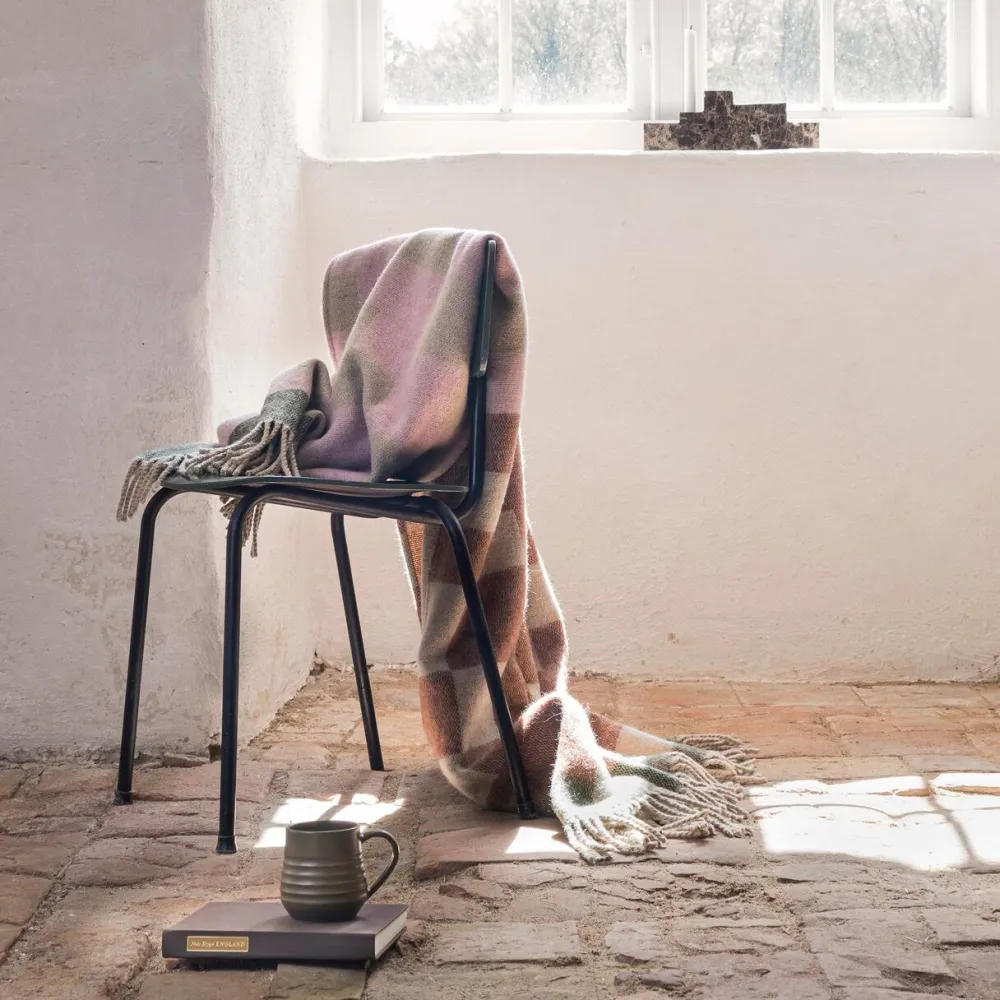 Mette Ditmer Plaider>Maze Throw Powder Rose