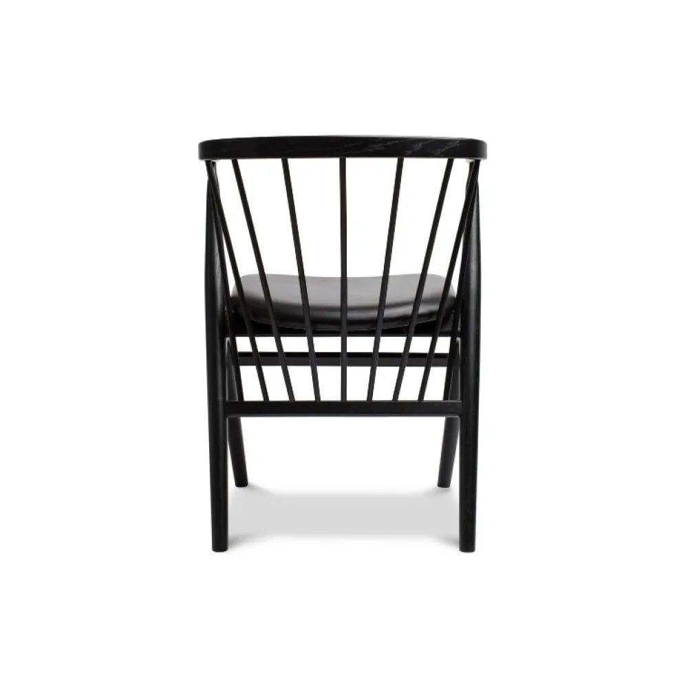 Sibast Furniture Stue|Stole>No 8 Chair Sortlakeret Eg Sort Saga Læder