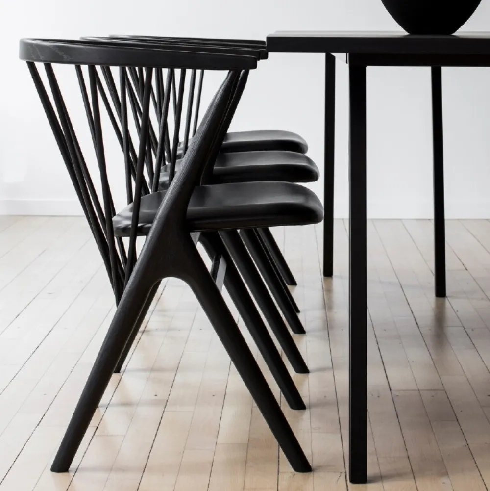 Sibast Furniture Stue|Stole>No 8 Chair Sortlakeret Eg Sort Saga Læder