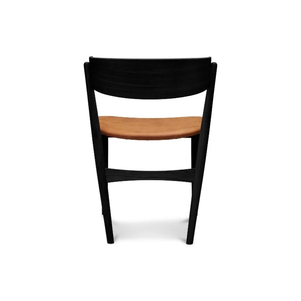 Sibast Furniture Stue|Stole>No 7 Dining Chair Sortlakeret Eg Cognac Dunes Læder