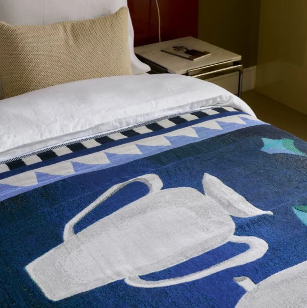 &Tradition Plaider>Momento Throw Midnight Blue