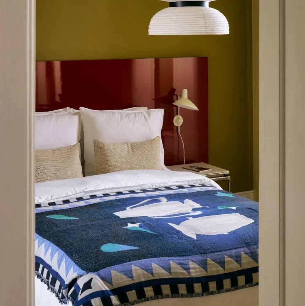 &Tradition Plaider>Momento Throw Midnight Blue