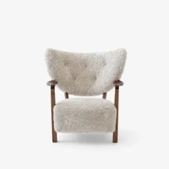 &Tradition Stue|Stole>Wulff ATD2 Moonlight Sheepskin Oiled Walnut